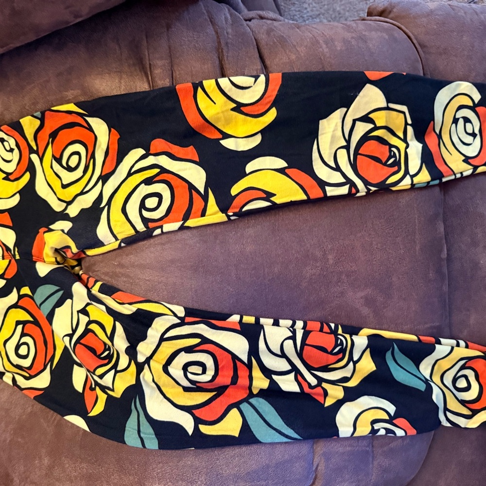 LuLaRoe Black Leggings with Red and Yellow Floral Pattern